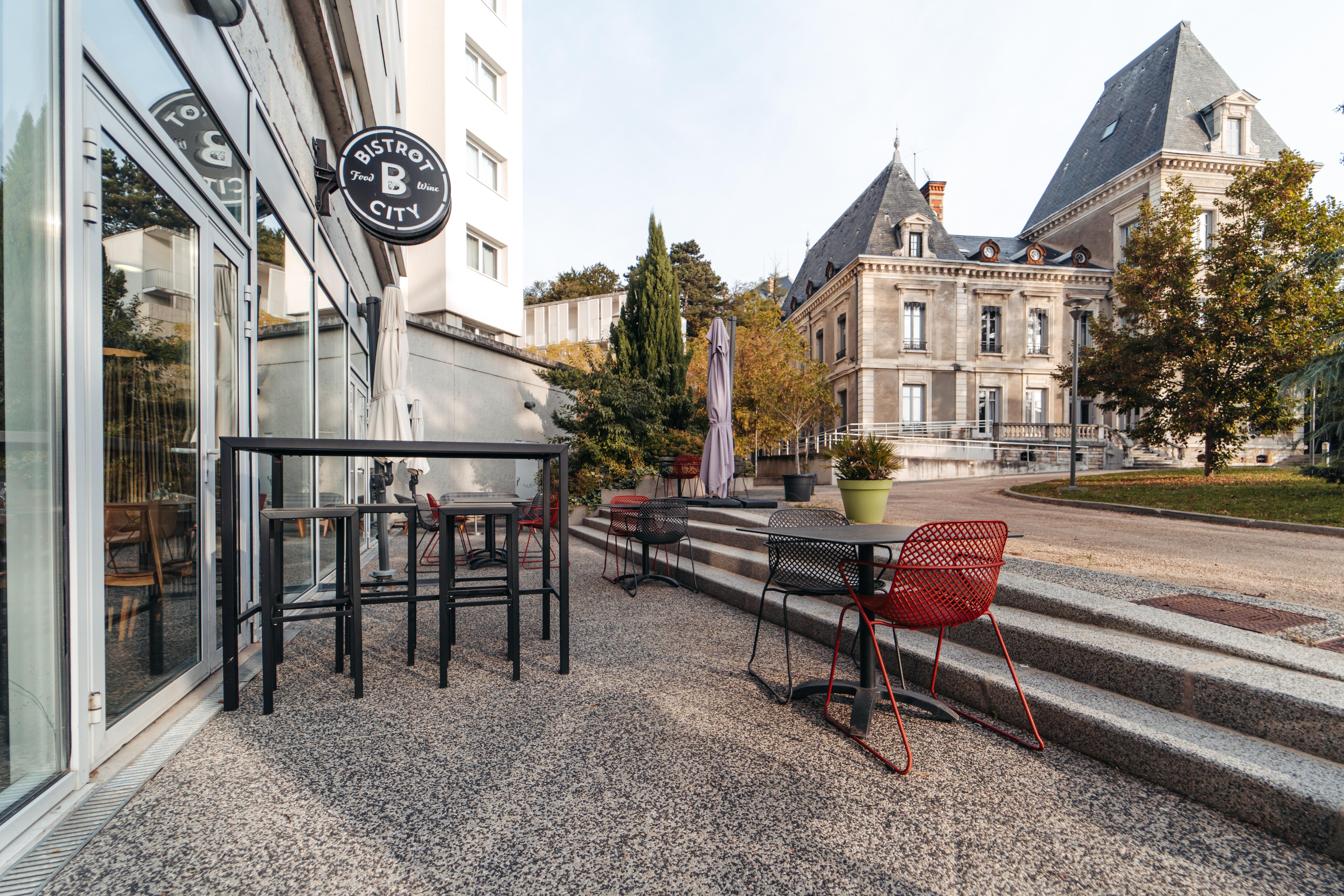 Appart'City Confort Lyon Cite Internationale Caluire-et-Cuire Exterior photo